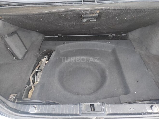 Mercedes E 220 d 2003, 370,000 km - 2.2 l - Goranboy