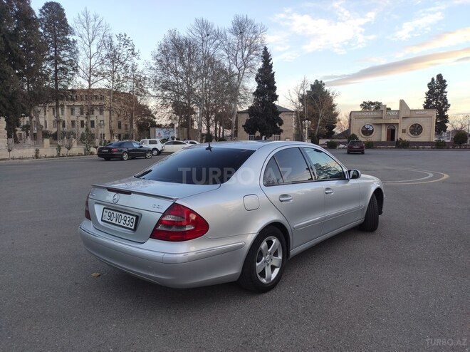 Mercedes E 220 d 2003, 370,000 km - 2.2 l - Goranboy