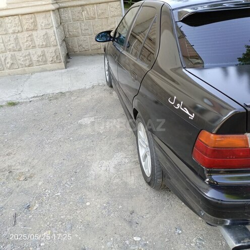 BMW 316 1992, 42,000 km - 1.6 l - Qazax