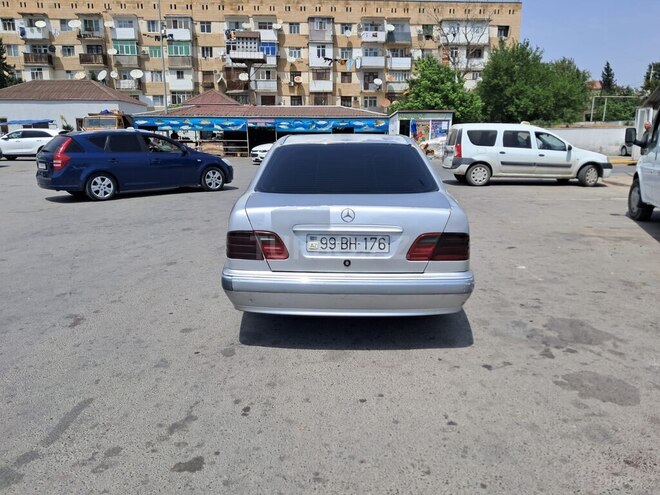 Mercedes E 220 d 1999, 520,000 km - 2.2 l - Şirvan