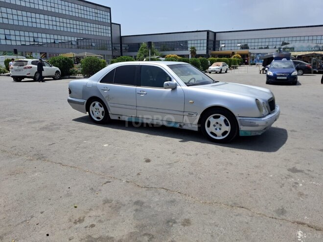 Mercedes E 220 d 1999, 520,000 km - 2.2 l - Şirvan