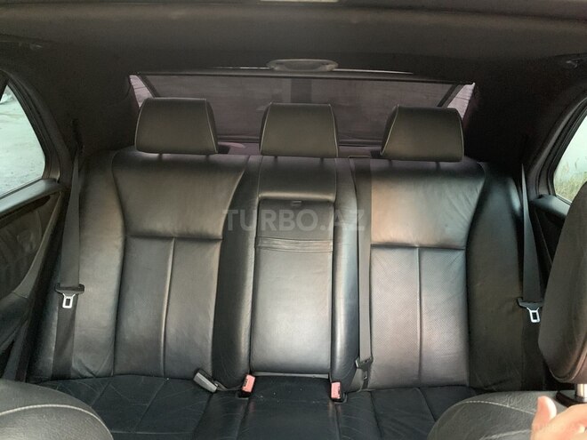 Mercedes E 280 2001, 235,315 km - 2.8 l - Bakı