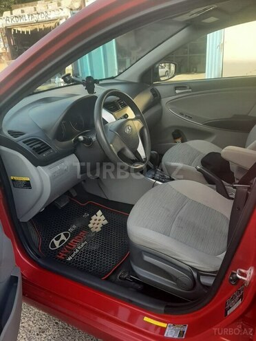 Hyundai Accent 2015, 270,370 km - 1.6 l - Bakı