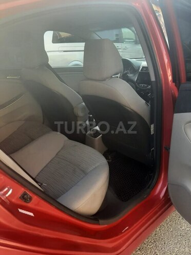 Hyundai Accent 2015, 270,370 km - 1.6 l - Bakı
