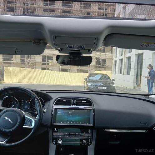 Jaguar F-Pace 2018, 54,404 km - 2.0 l - Bakı
