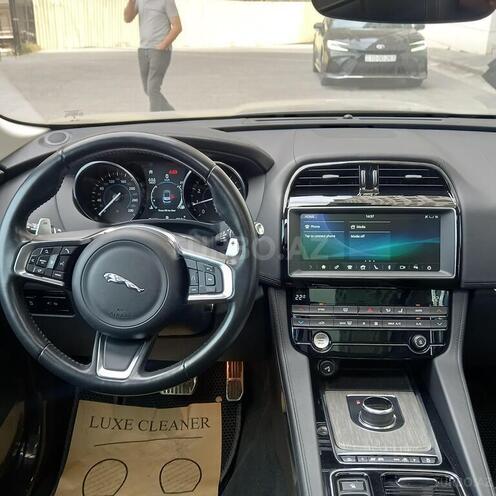 Jaguar F-Pace 2018, 54,404 km - 2.0 l - Bakı