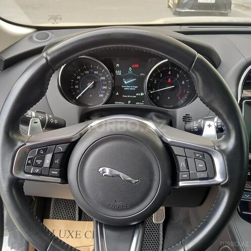 Jaguar F-Pace 2018, 54,404 km - 2.0 l - Bakı