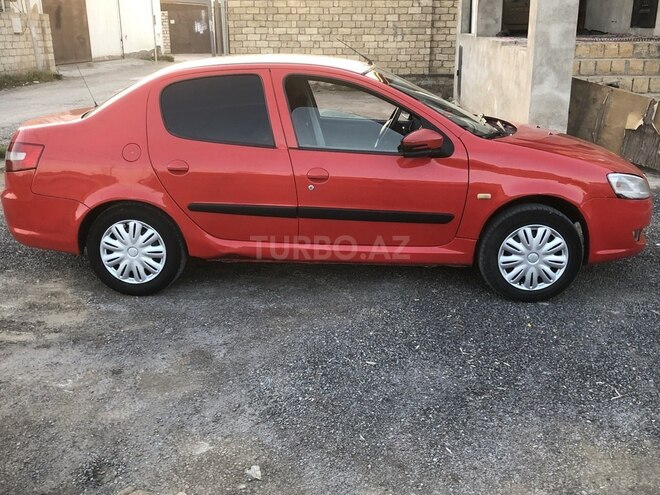 Iran Khodro Runna 2013, 300,000 km - 1.6 l - Sumqayıt