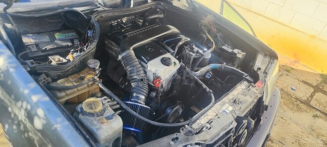 Mercedes E 260 1991, 480,000 km - 2.2 л - Füzuli
