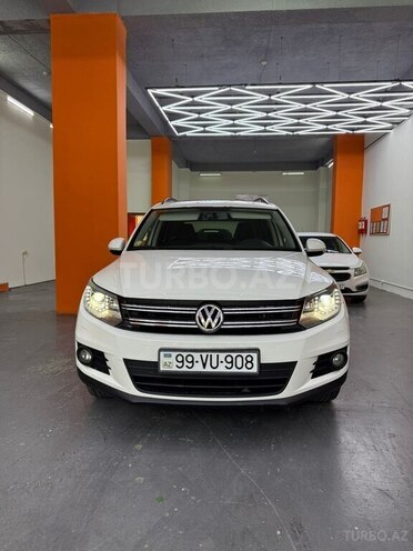 Volkswagen Tiguan-1