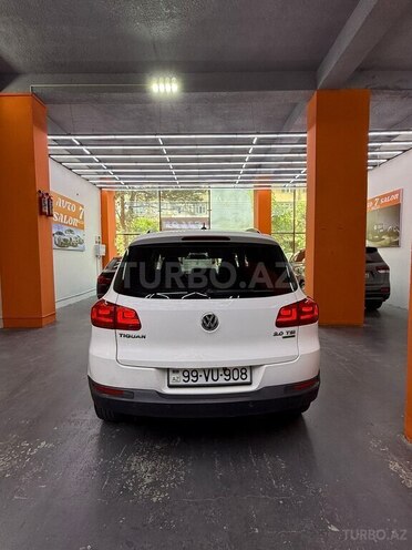 Volkswagen Tiguan-5