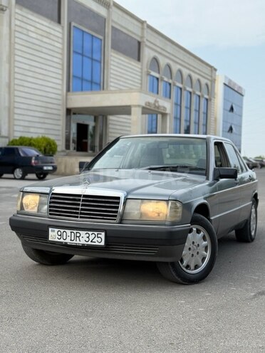 Mercedes 190 1989, 400,000 km - 2.0 л - Beyləqan