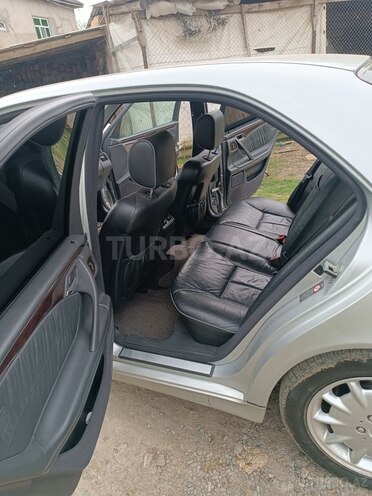 Mercedes E 240 2000, 213,069 km - 2.4 l - Masallı