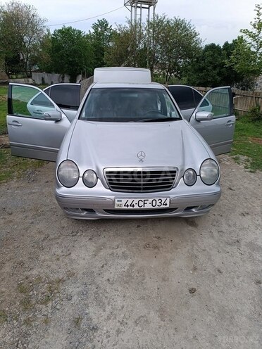 Mercedes E 240 2000, 213,069 km - 2.4 l - Masallı
