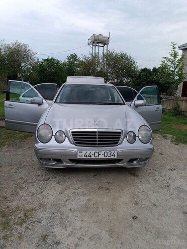 Mercedes E 240 2000, 213,069 km - 2.4 l - Masallı