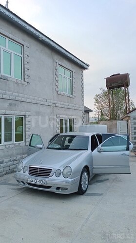 Mercedes E 240 2000, 213,069 km - 2.4 l - Masallı