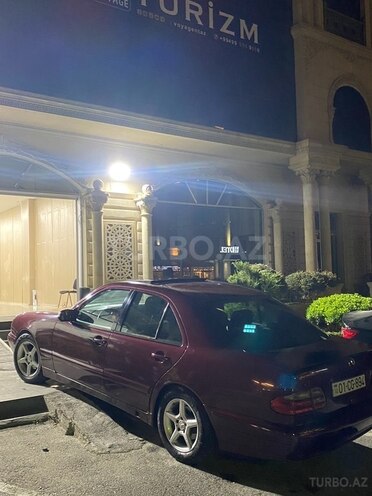 Mercedes E 240 2000, 250,000 km - 2.4 l - Bakı