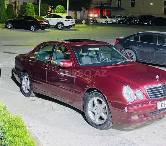 Mercedes E 240 2000, 250,000 km - 2.4 l - Bakı