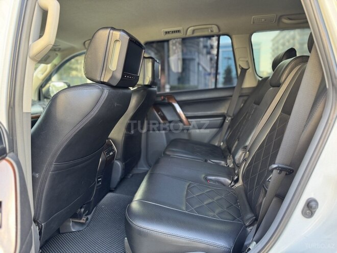 Toyota Land Cruiser Prado 2012, 204,000 km - 2.7 l - Bakı