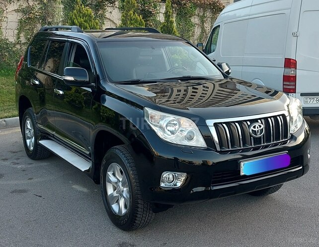Toyota Land Cruiser Prado 2011, 134,200 km - 2.7 л - Bakı