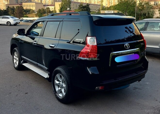 Toyota Land Cruiser Prado 2011, 134,200 km - 2.7 л - Bakı