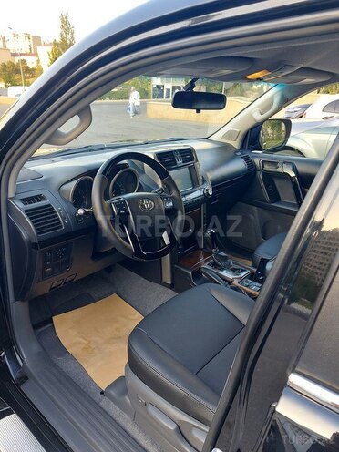 Toyota Land Cruiser Prado 2011, 134,200 km - 2.7 л - Bakı
