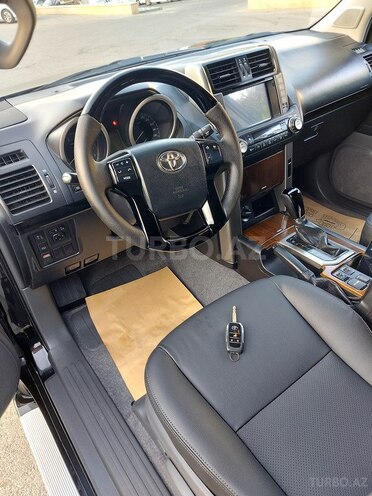 Toyota Land Cruiser Prado 2011, 134,200 km - 2.7 л - Bakı