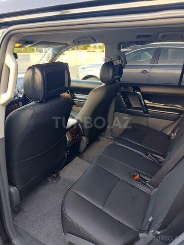 Toyota Land Cruiser Prado 2011, 134,200 km - 2.7 л - Bakı