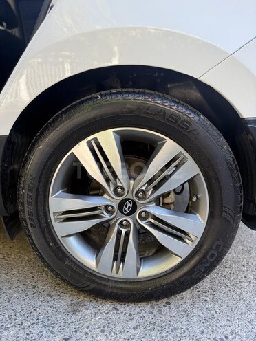 Hyundai ix35 2014, 130,000 km - 2.4 l - Bakı