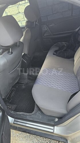Mercedes E 230 1997, 298,000 km - 2.3 l - Bakı