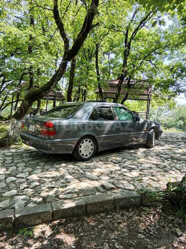 Mercedes C 200 1995, 520,000 km - 2.0 l - Bakı