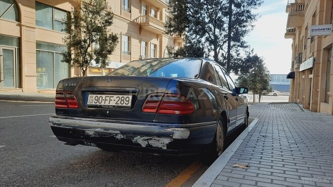Mercedes E 240 1998, 522,000 km - 2.4 l - Bakı