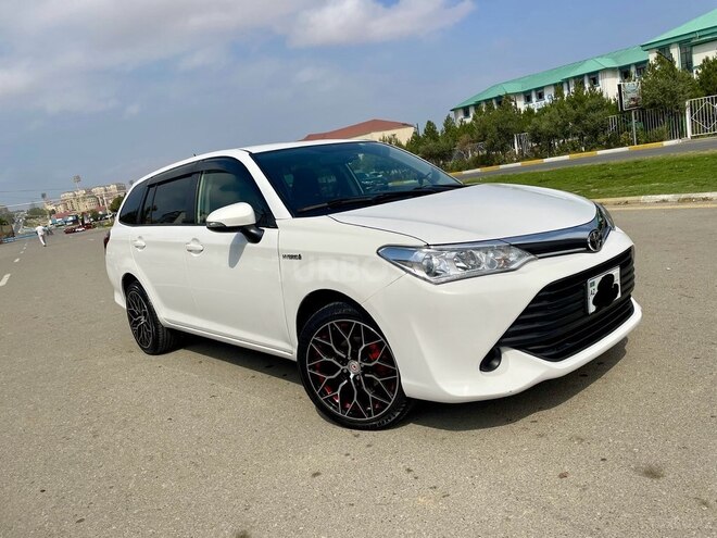 Toyota Corolla Fielder 2015, 240,000 km - 1.5 l - Bakı