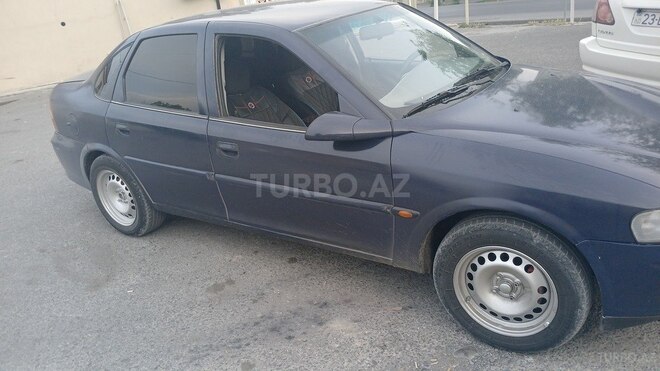 Opel Vectra 1997, 546,000 km - 1.6 l - Göyçay