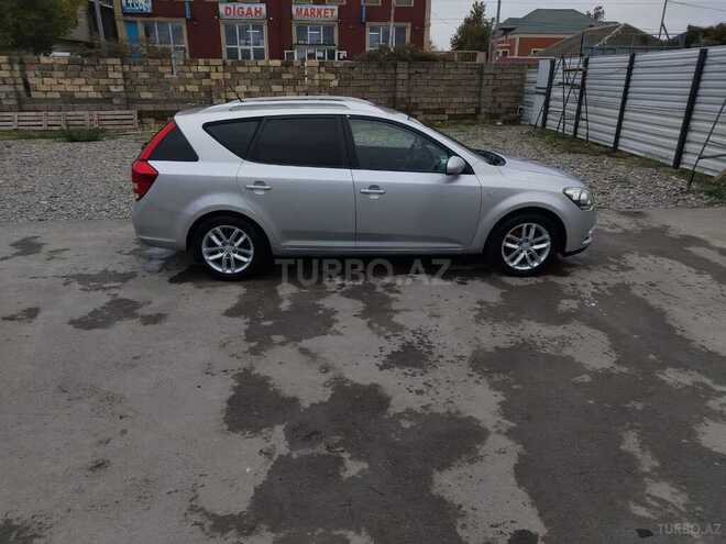 Kia Ceed 2009, 265,600 km - 1.6 л - Bakı