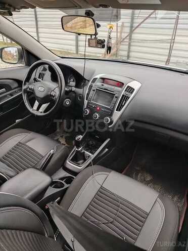 Kia Ceed 2009, 265,600 km - 1.6 л - Bakı