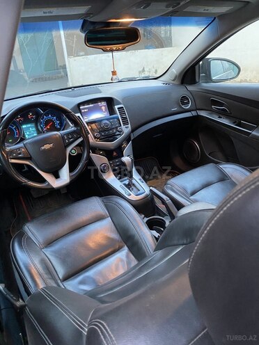 Chevrolet Cruze 2015, 128,656 km - 1.4 l - Qazax