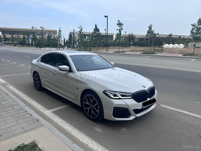 BMW 530e 2021, 37,300 km - 2.0 l - Bakı