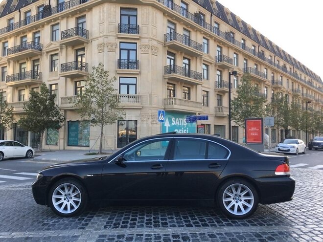BMW 745 2002, 237,000 km - 4.4 l - Bakı
