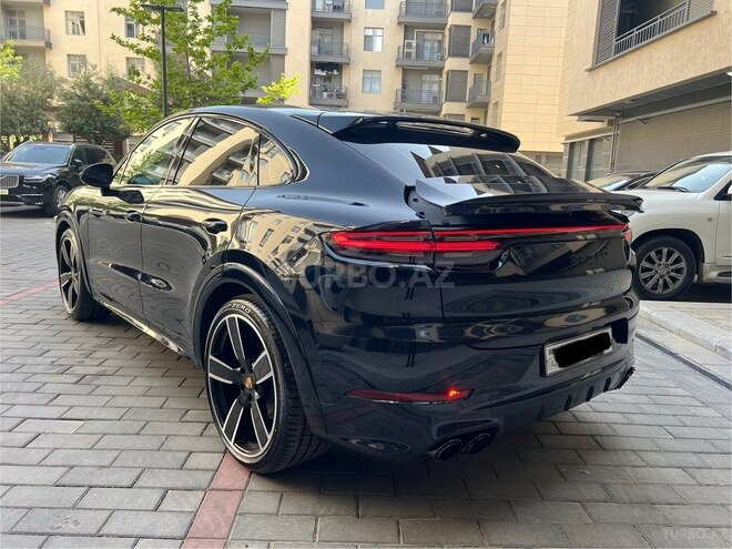 Porsche Cayenne GTS Coupe-6