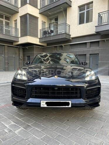 Porsche Cayenne GTS Coupe-3