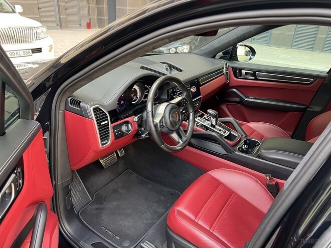 Porsche Cayenne GTS Coupe-10