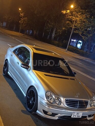 Mercedes C 320 2001, 241,000 km - 3.2 л - Mingəçevir