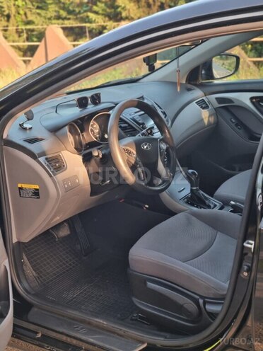 Hyundai Elantra 2015, 288,040 km - 1.8 л - Lənkəran