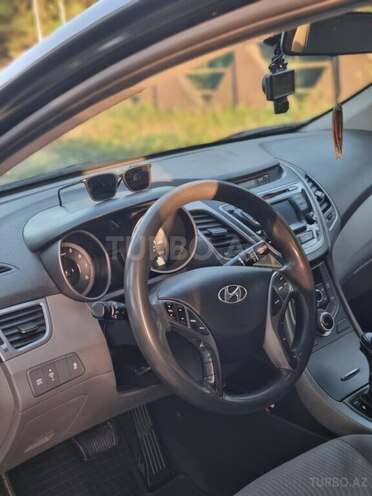 Hyundai Elantra 2015, 288,040 km - 1.8 л - Lənkəran