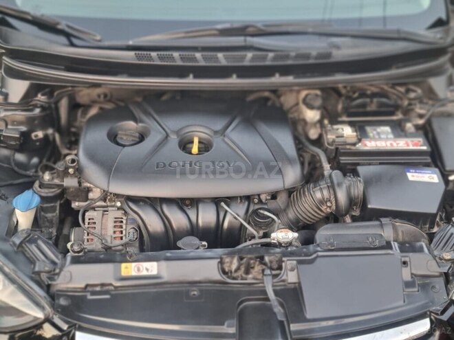 Hyundai Elantra 2015, 288,040 km - 1.8 л - Lənkəran
