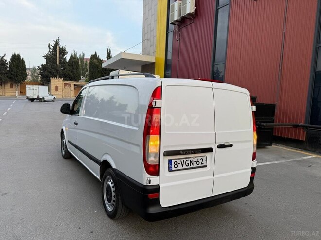 Mercedes Vito 111 2009, 261,700 km - 2.2 l - Bakı