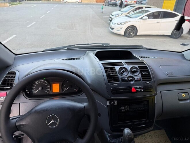 Mercedes Vito 111 2009, 261,700 km - 2.2 l - Bakı
