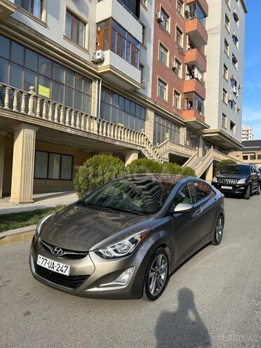 Hyundai Elantra 2015, 241,402 km - 1.8 л - Bakı
