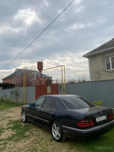 Mercedes E 320 1996, 370,000 km - 3.2 l - Cəlilabad